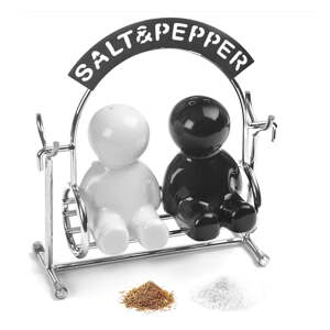 Soľnička a korenička so stojanom Salt & Pepper – Balvi